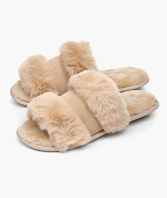 Furry Slippers - M